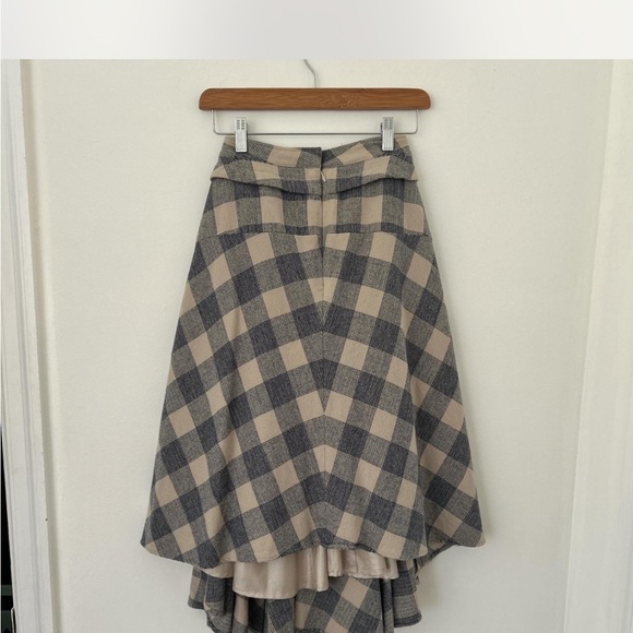 Asymmetrical Pendleton plaid Midi Skirt in Beige and Gray - Picture 5 of 5